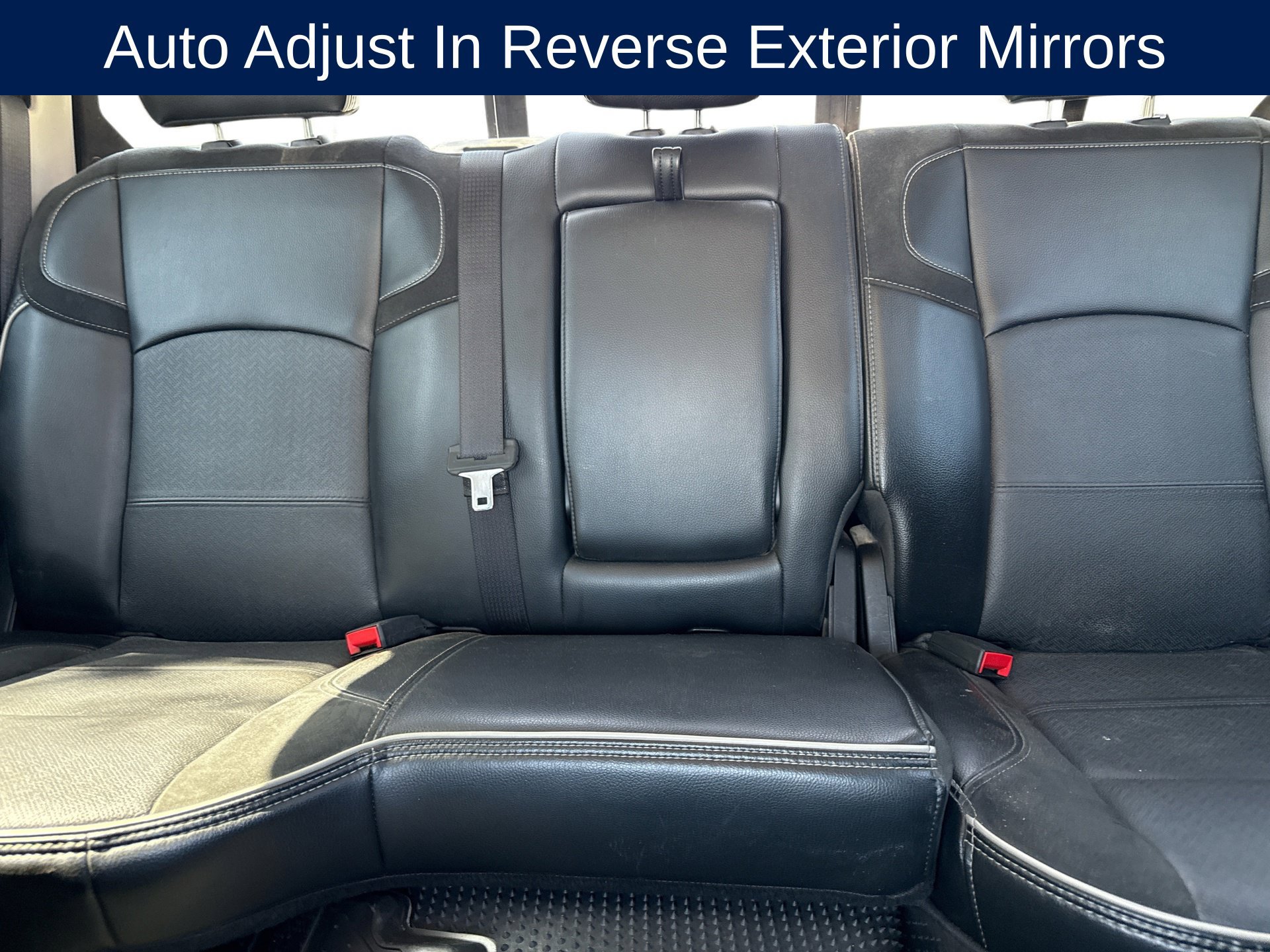 Used 2024 RAM 2500 Laramie AWD/4WD image 23