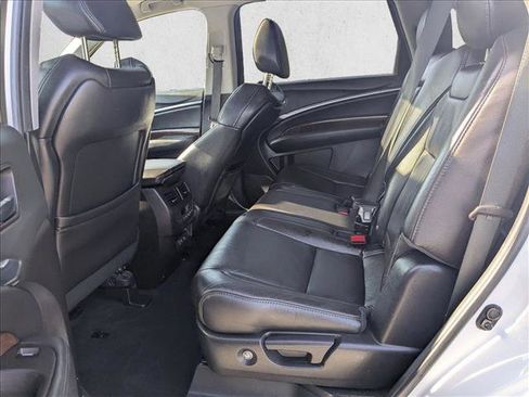 Used 2020 Acura MDX image 17