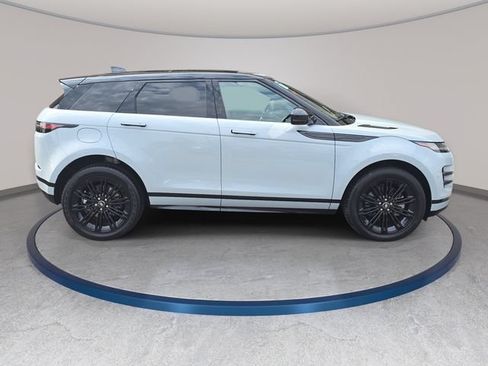 Certified 2025 Land Rover Range Rover Evoque Dynamic SE AWD/4WD image 5
