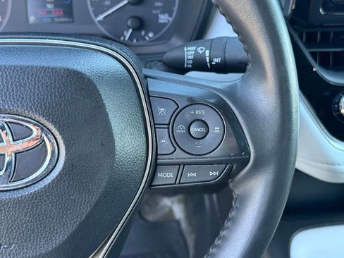 Used 2025 Toyota Corolla SE FWD image 15