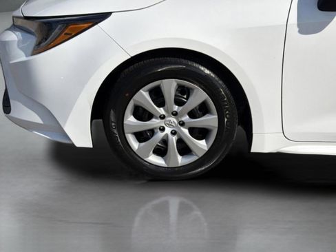 Used 2023 Toyota Corolla LE FWD image 16