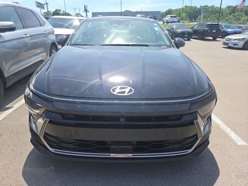 Certified 2025 Hyundai Sonata Limited FWD image 8