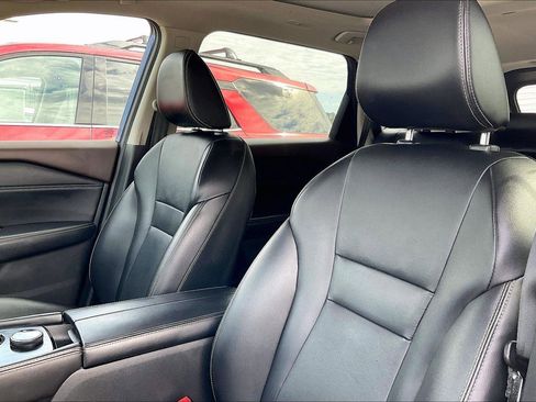 Certified 2023 Nissan Rogue SL image 8