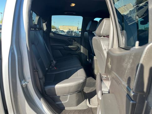 Used 2024 Chevrolet Colorado Trail Boss w/ Advanced Trailering Package image 18