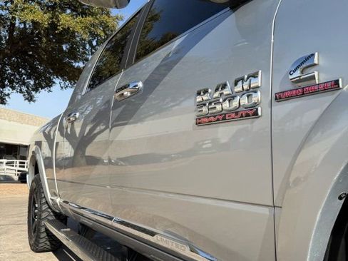 Used 2016 RAM 3500 Laramie Longhorn image 6