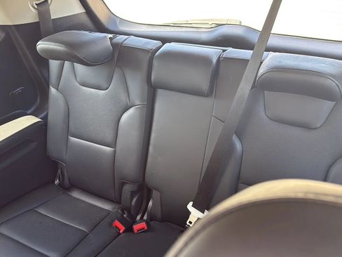 Used 2025 Kia Telluride S AWD/4WD image 15