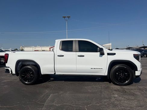 Used 2024 GMC Sierra 1500 Pro w/ Graphite Edition AWD/4WD image 3
