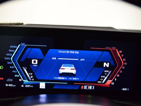 Used 2023 BMW M3 Sedan w/ Executive Package image 33