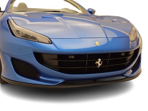 Used 2019 Ferrari Portofino image 4