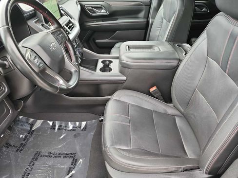 Used 2024 Chevrolet Suburban RST AWD/4WD image 15