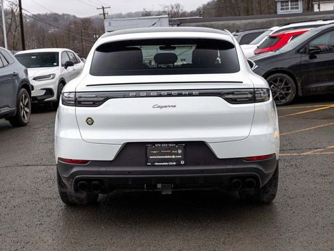 Used 2023 Porsche Cayenne Platinum Edition image 5