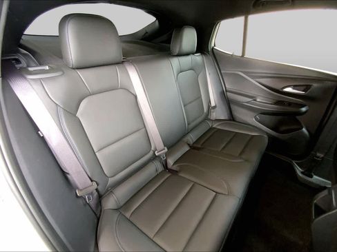 Used 2024 Buick Envista Sport Touring w/ Convenience I Package FWD image 20