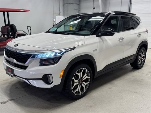 Used 2021 Kia Seltos SX w/ Paint Protection Package AWD/4WD image 3