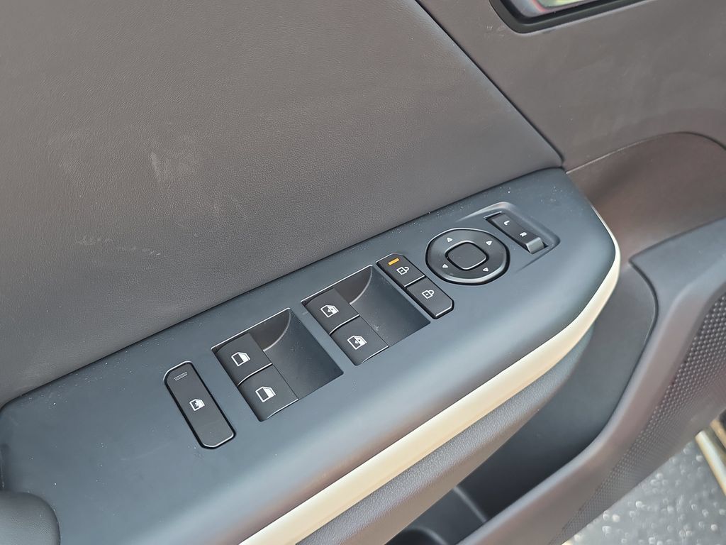 New 2026 Kia K4 GT-Line Turbo w/ GT-Line Premium Package FWD image 18