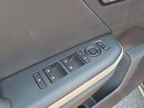 New 2026 Kia K4 GT-Line Turbo FWD image 18