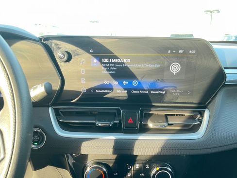 Used 2025 Chevrolet TrailBlazer LT image 18