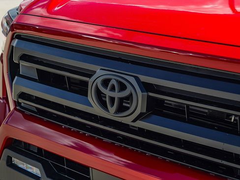 New 2026 Toyota Tacoma SR5 image 10