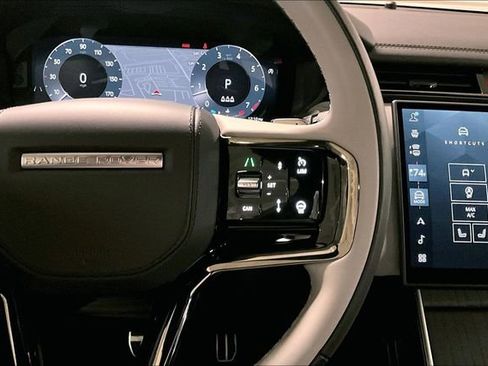 Certified 2026 Land Rover Range Rover Velar Dynamic SE AWD/4WD image 21