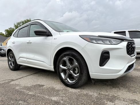 Used 2024 Ford Escape ST-Line w/ Tech Pack #1 FWD image 10