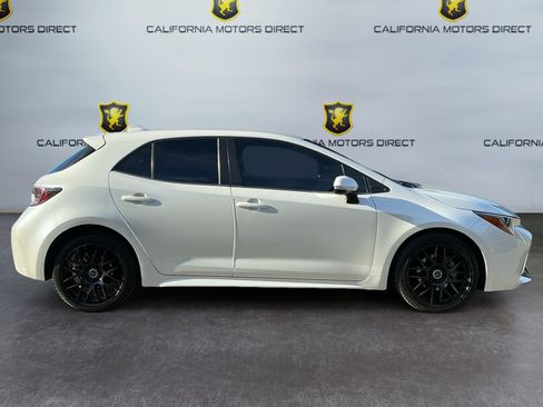 Used 2019 Toyota Corolla XSE image 4