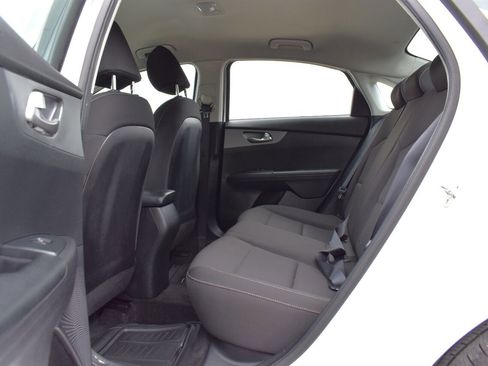 Used 2021 Kia Forte LXS FWD image 24