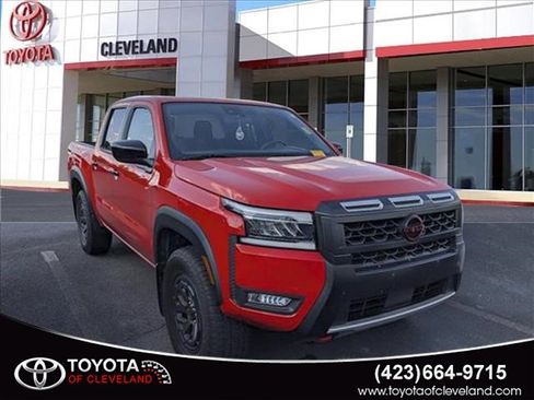 Used 2025 Nissan Frontier PRO-4X AWD/4WD image 1