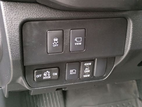 Used 2023 Toyota Tacoma TRD Off-Road w/ TRD Premium Off Road Package image 17