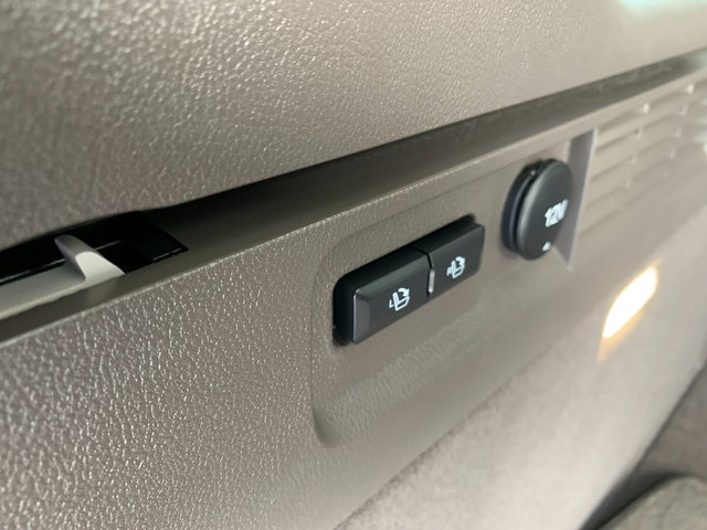 Certified 2023 Lincoln Nautilus Reserve AWD/4WD image 6