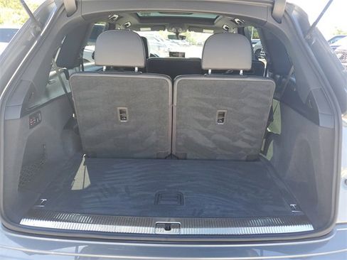 Used 2017 Audi Q7 3.0T Premium Plus image 9