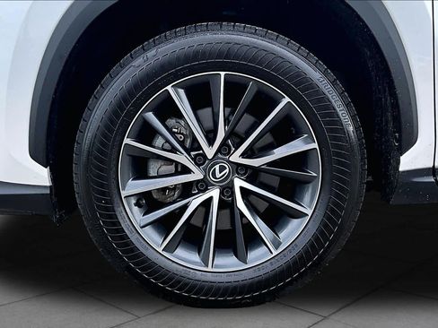 Used 2024 Lexus NX 250 FWD image 10