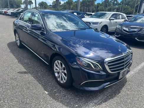 Used 2017 Mercedes-Benz E 300 4MATIC image 6