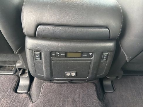 Used 2017 Nissan Armada Platinum w/ Captain Seat Package image 17