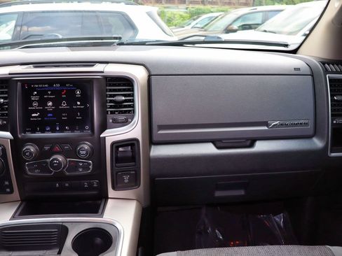 Used 2018 RAM 1500 Big Horn AWD/4WD image 22