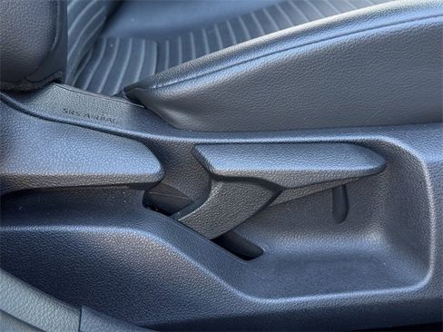 Used 2021 Toyota Camry SE image 27