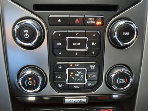 Used 2014 Ford F150 Raptor w/ Equipment Group 801A Luxury AWD/4WD image 22