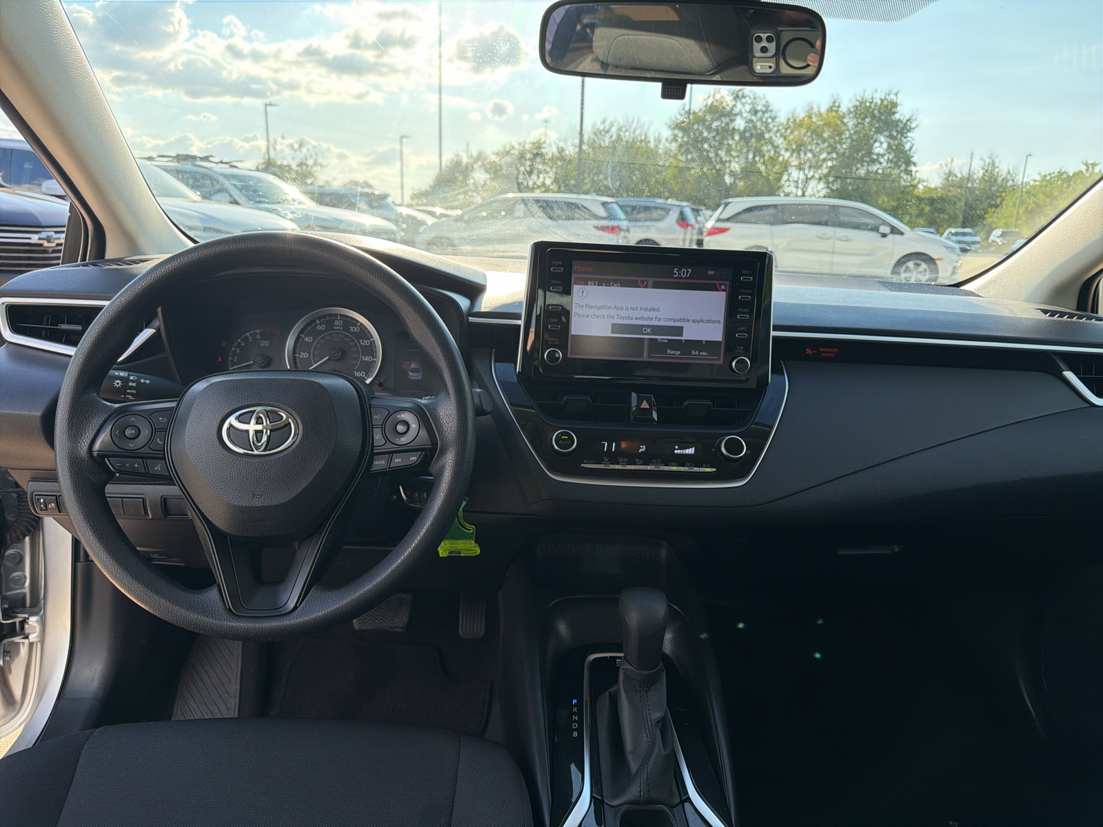 Used 2020 Toyota Corolla LE FWD image 26