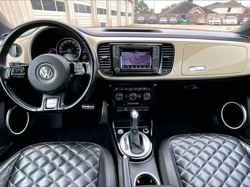 Used 2019 Volkswagen Beetle 2.0T Final Edition SEL image 12