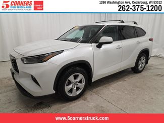 Used 2022 Toyota Highlander LE video 1