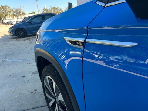 Certified 2023 Volkswagen Taos SE image 29