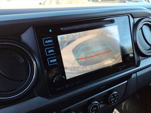 Certified 2019 Toyota Tacoma TRD Off-Road image 18