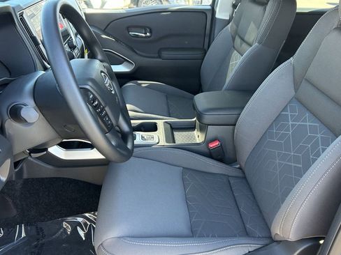 New 2026 Nissan Frontier SV image 24