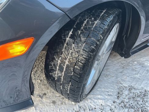 Used 2012 Mercedes-Benz E 350 4MATIC Sedan image 20