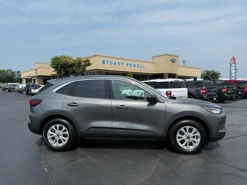 Certified 2023 Ford Escape Active AWD/4WD image 19