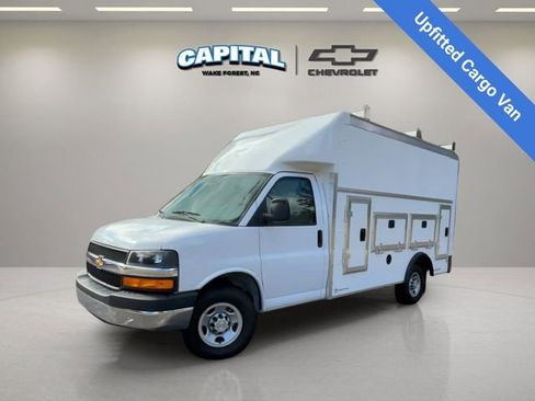 New 2025 Chevrolet Express 3500 w/ Power Convenience Package RWD image 1