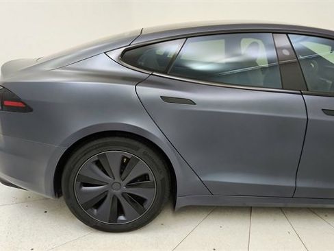 Used 2024 Tesla Model S Base image 7