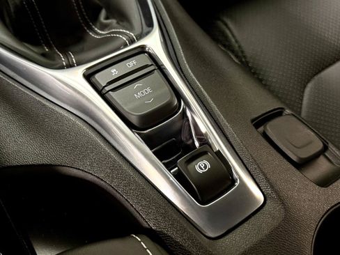 Used 2018 Chevrolet Camaro SS RWD image 24