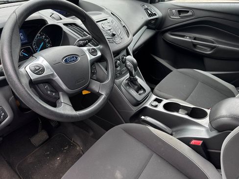 Used 2014 Ford Escape S FWD image 7