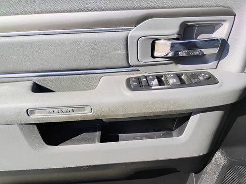 Used 2013 RAM 3500 Big Horn image 22