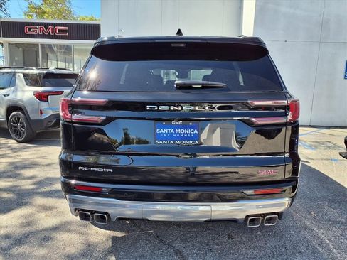 New 2026 GMC Acadia Denali w/ Super Cruise Package FWD image 9