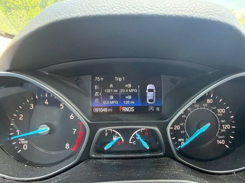Used 2018 Ford Escape Titanium AWD/4WD image 16